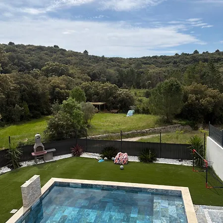 Villa 4 Ch, Piscine Calme Cadre Exceptionnel *