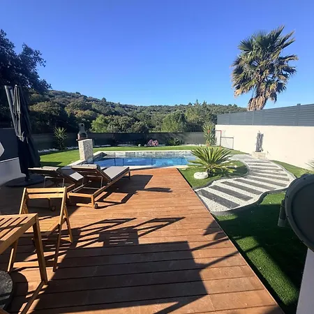 4 Ch, Piscine Calme Cadre Exceptionnel Le Pouget
